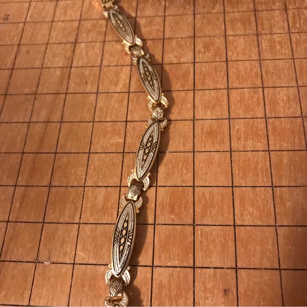 Toledo Style Costume Damascene Link Bracelet Slender Elliptical Shape 7.5”L - Picture 6 of 7